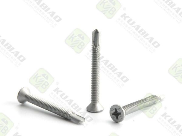 光伏u型固定螺絲安裝(光伏發(fā)電用的螺絲型號)